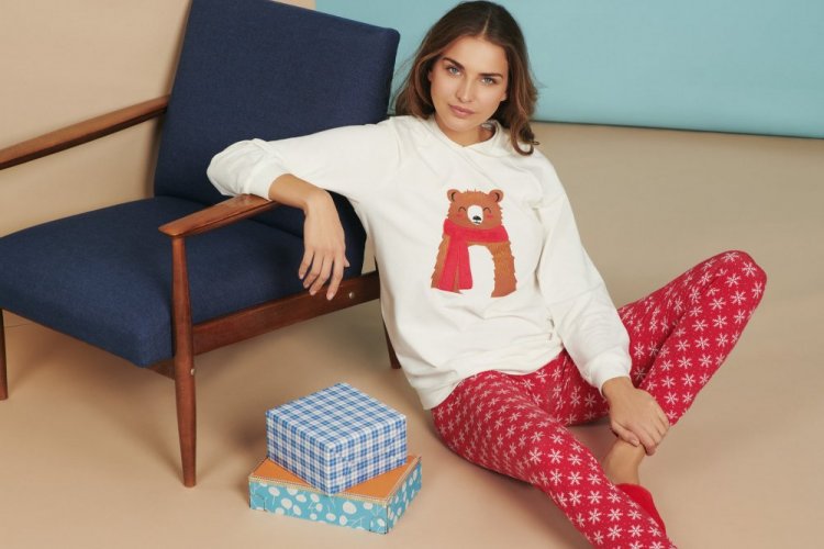Lisca Dámske vianočné pyžamo Wonderland s kapucňou